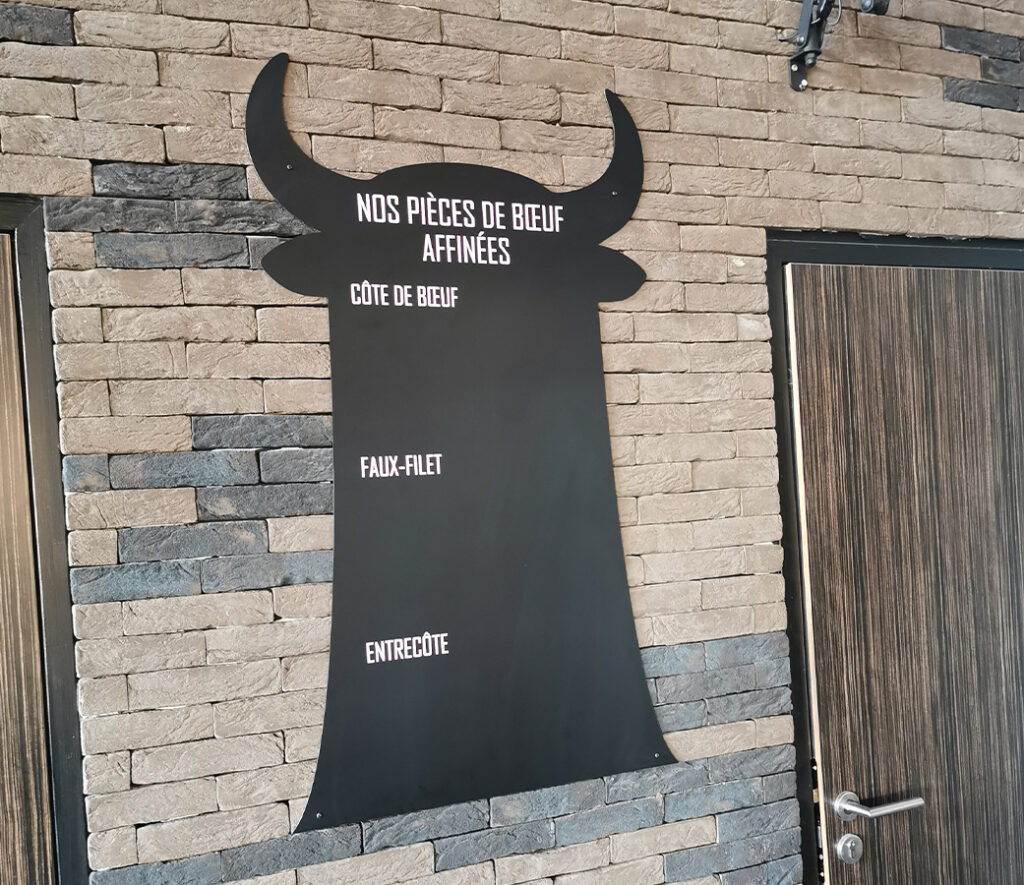 Restaurant Le Beuf Qui Rit - Ardoise - castel Visuel